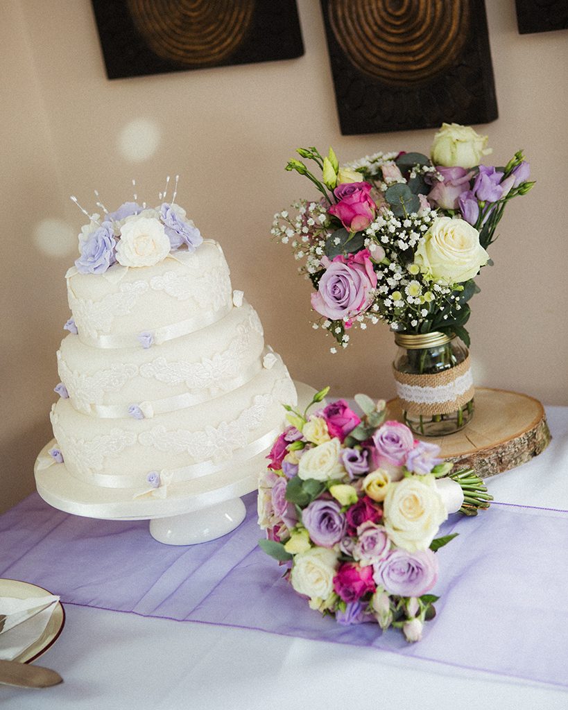 Wedding Cake & Flowers, Funtion Room, The Waterford Lodge in Morpth